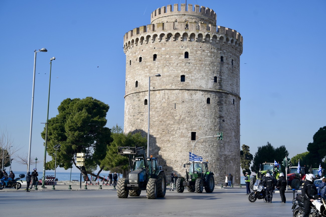 Συλλαλητήριο αγροτών με τρακτέρ στη Θεσσαλονίκη